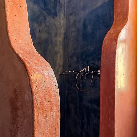 Agnanti Studios * Megisti