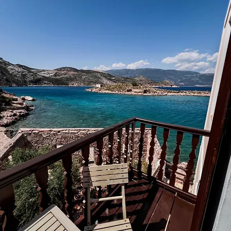 Agnanti Studios * Megisti