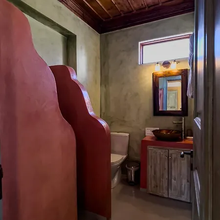 Agnanti Studios Apartment