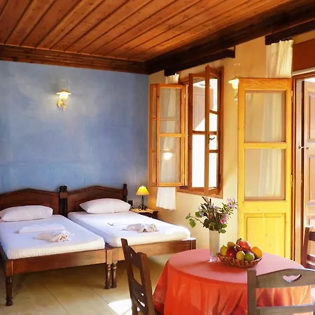 Agnanti Studios Apartment Megisti